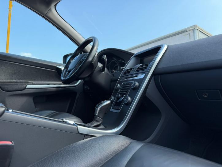 XC60